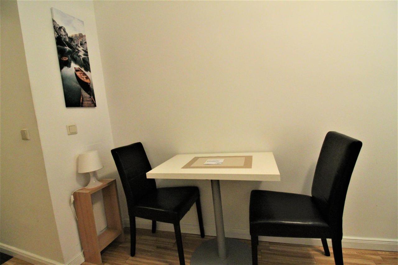 Small Studio Close To City Center Vienna Exterior photo